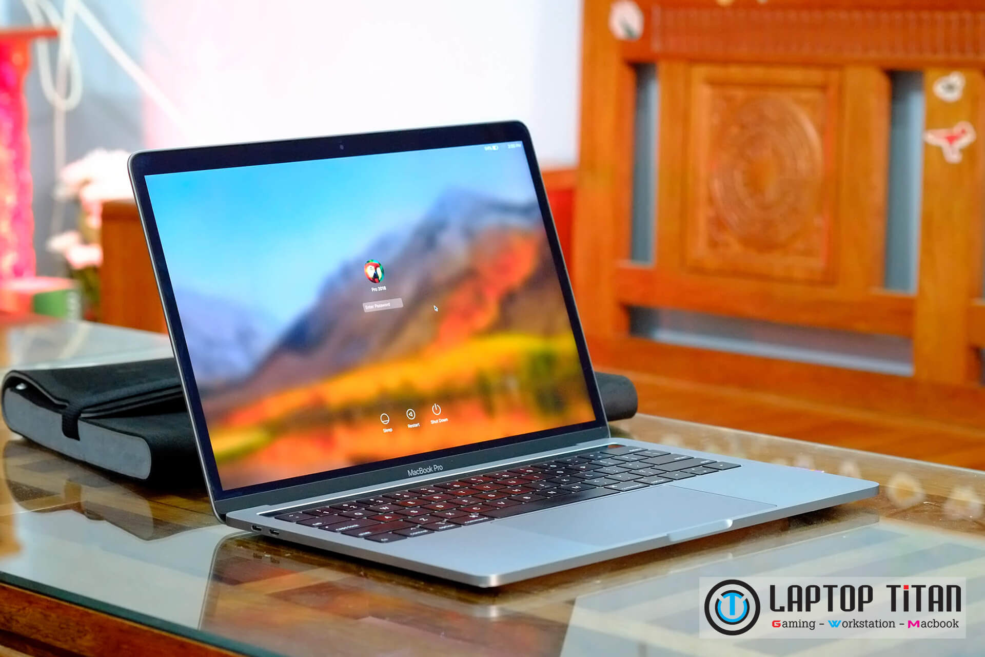 Macbook Pro 13 Touchbar 2018 03