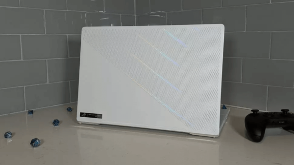 Tổng Hợp 15 Laptop Tốt Nhất 2021
