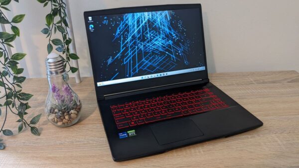 Laptop Cho Sinh Viên Tốt Nhất 2024