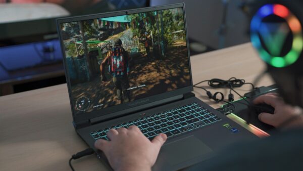 Thu Mua Laptop Gaming Cũ Hcm Laptop Titan